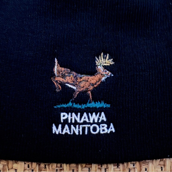 Vintage Pinawa Manitoba Beanie - Picture 3 of 3